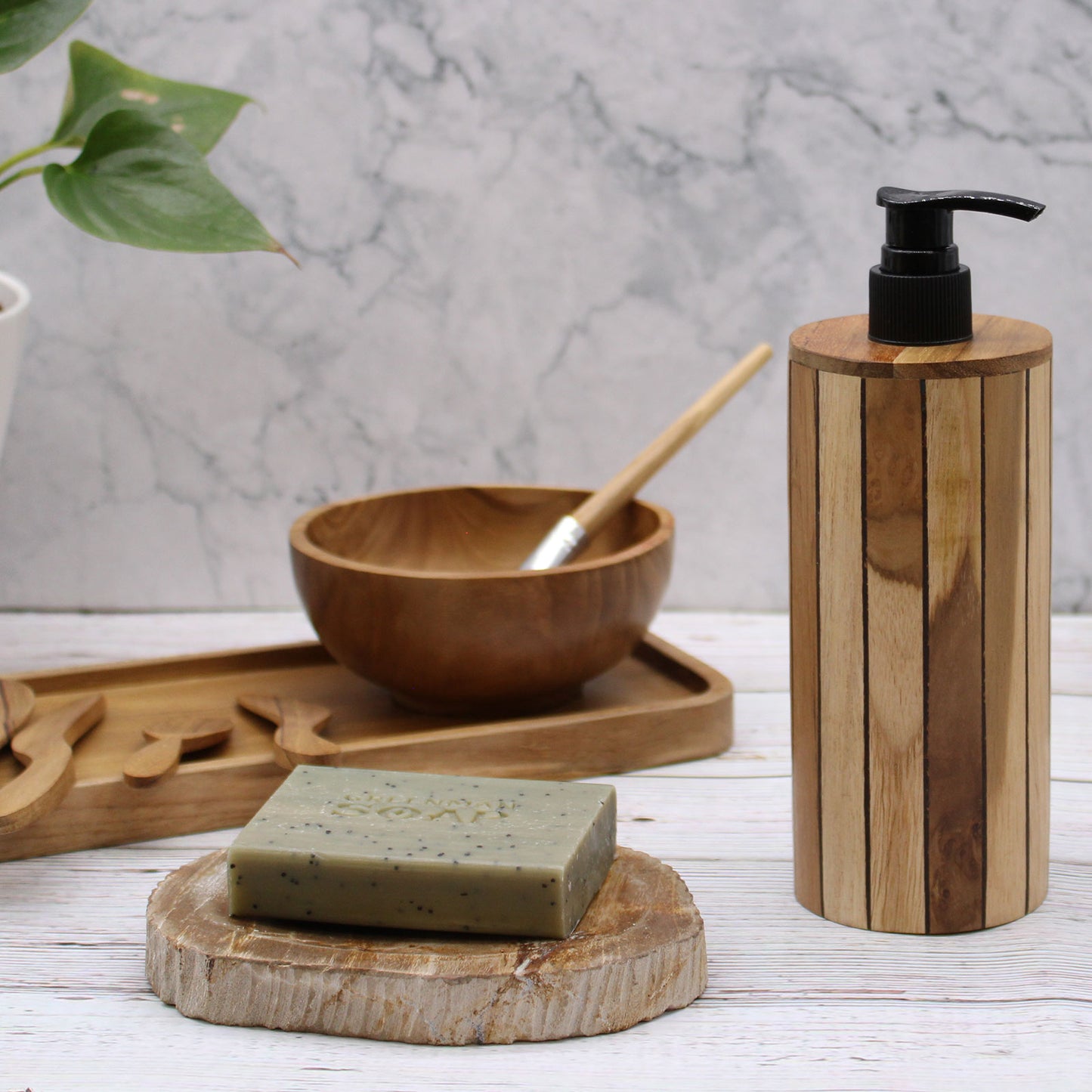 Round Teakwood Soap Dispenser – Minimalist Wooden Bathroom Accessory for Plastic-Free Living