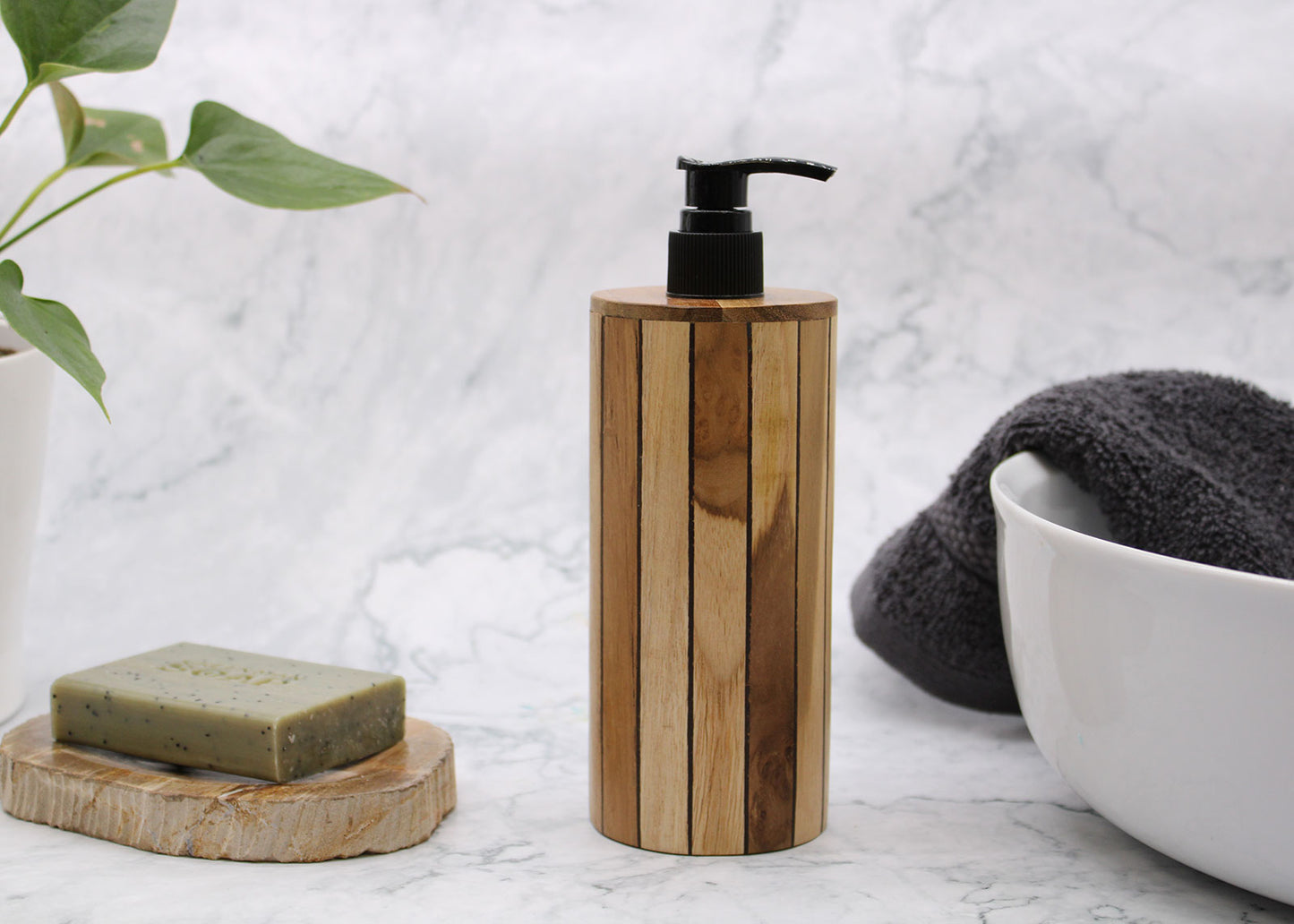 Round Teakwood Soap Dispenser – Minimalist Wooden Bathroom Accessory for Plastic-Free Living
